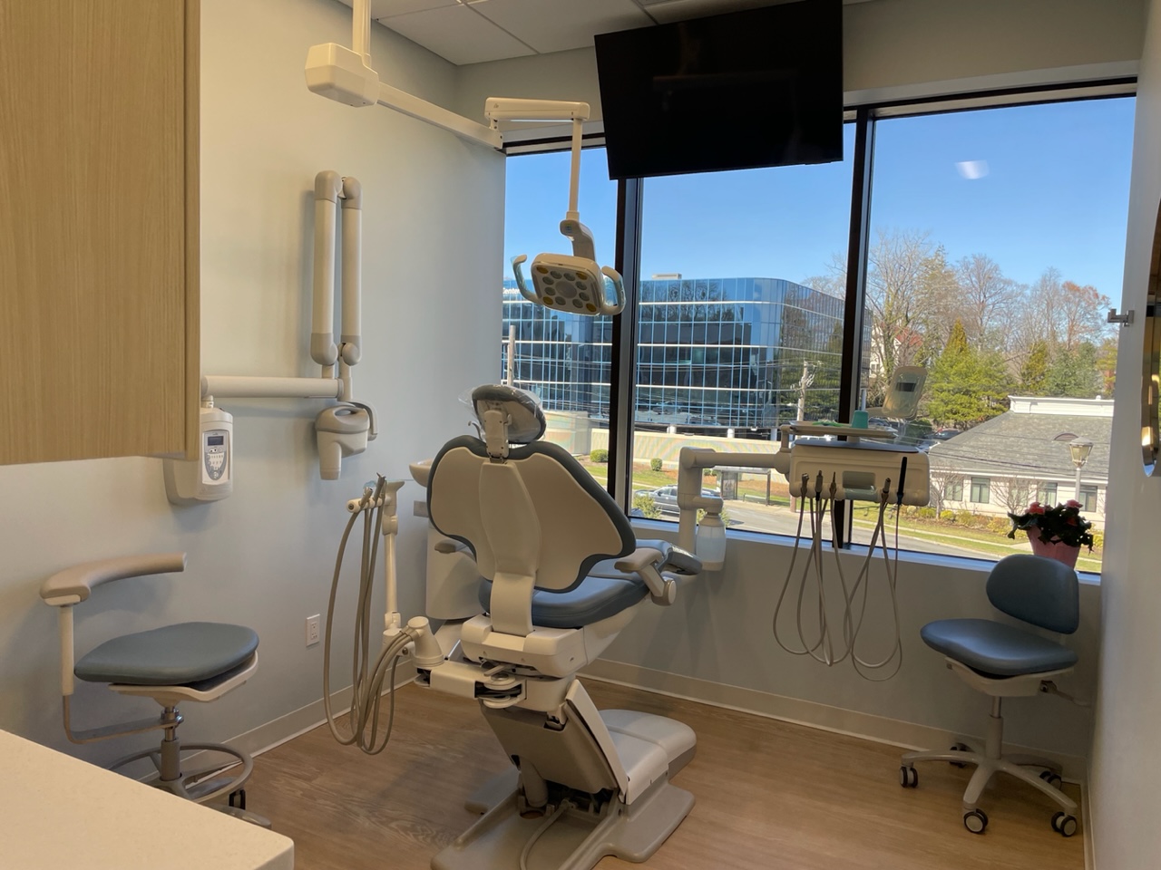 Flower Dental | Root Canals, Invisalign reg  and Crowns  amp  Caps